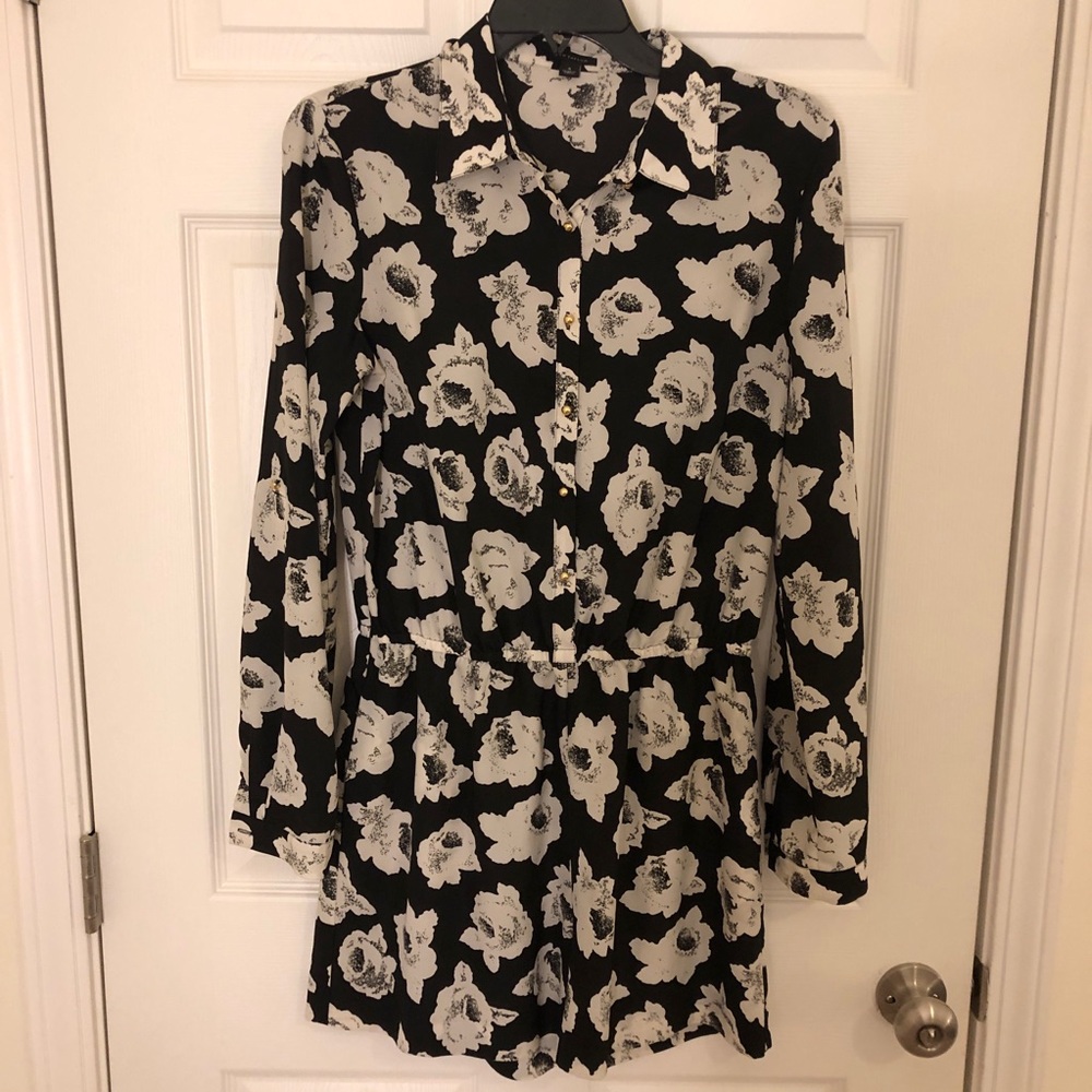 Button down long sleeve Ann Taylor romper